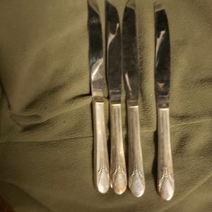 Set of 4 Vintage Silver Plated Knives